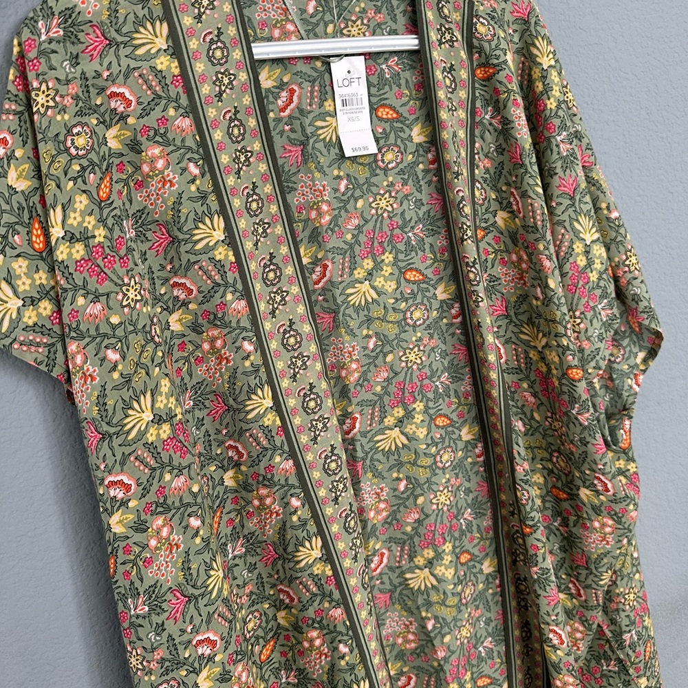 LOFT Green Floral Wrap